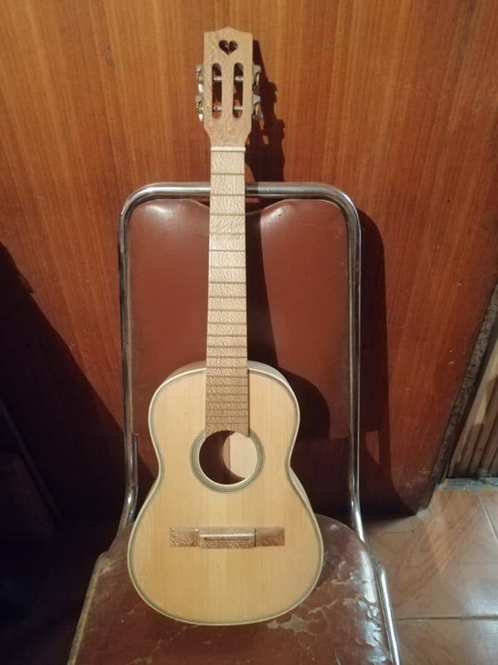 Cuatro detalle 5
