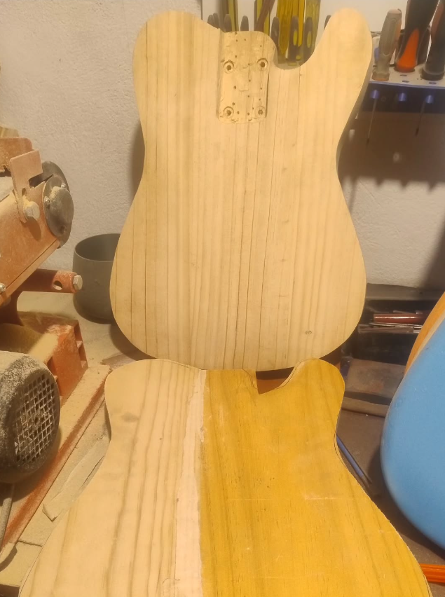 Guitarra Eléctrica Media